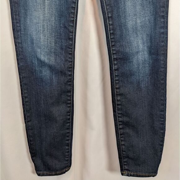 Madewell Skinny Skinny Jeans in Waterfall Wash - Picture 3 of 11
